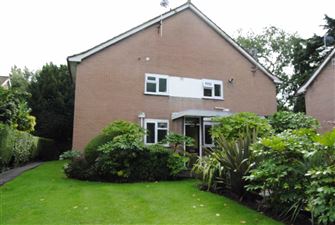 Property image of home to let in Woodside Avenue, North Finchley