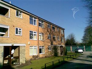Property in Warwick Court, Wake Green Rd, Moseley, B13 9HF