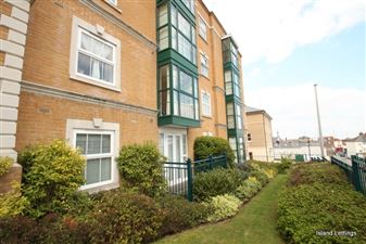 Property image of home to let in Raleigh House, Cowes
