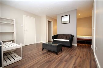 Property image of home to let in Godolphin Place, Acton