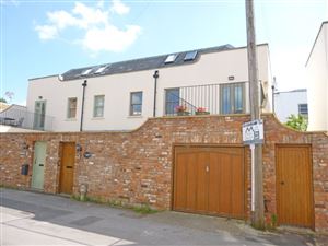 
                Property in Montpellier GL50 2QH
